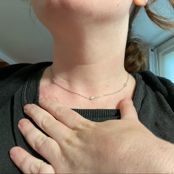 Silver choker necklace with glass beads - Picture 7 of 9